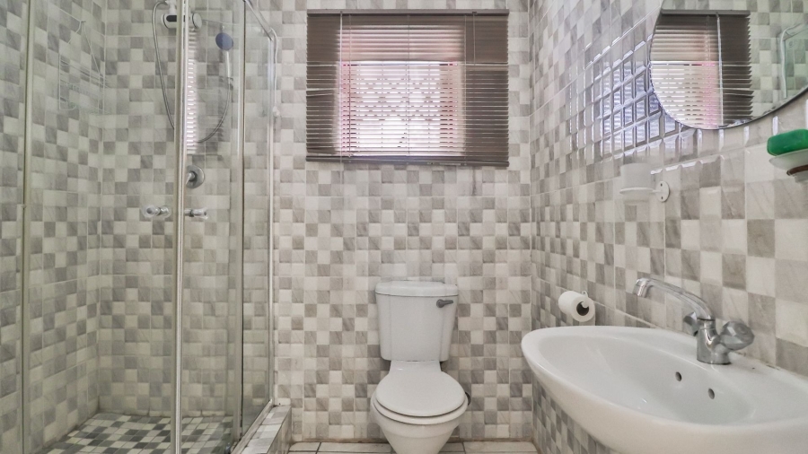 4 Bedroom Property for Sale in Amalinda Eastern Cape